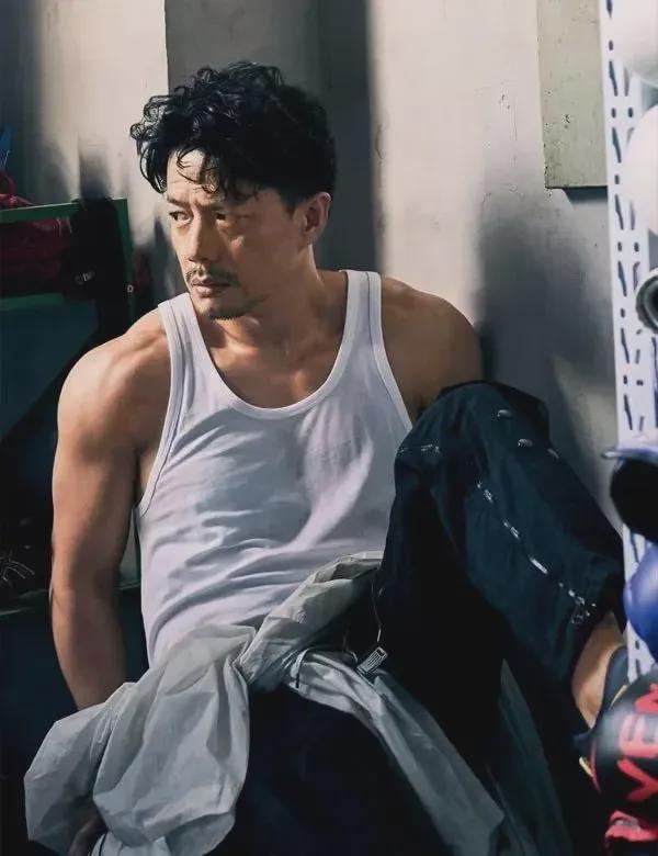 3位男星说自|尊龙凯时APP官网己很丑自卑是男人最好的医美